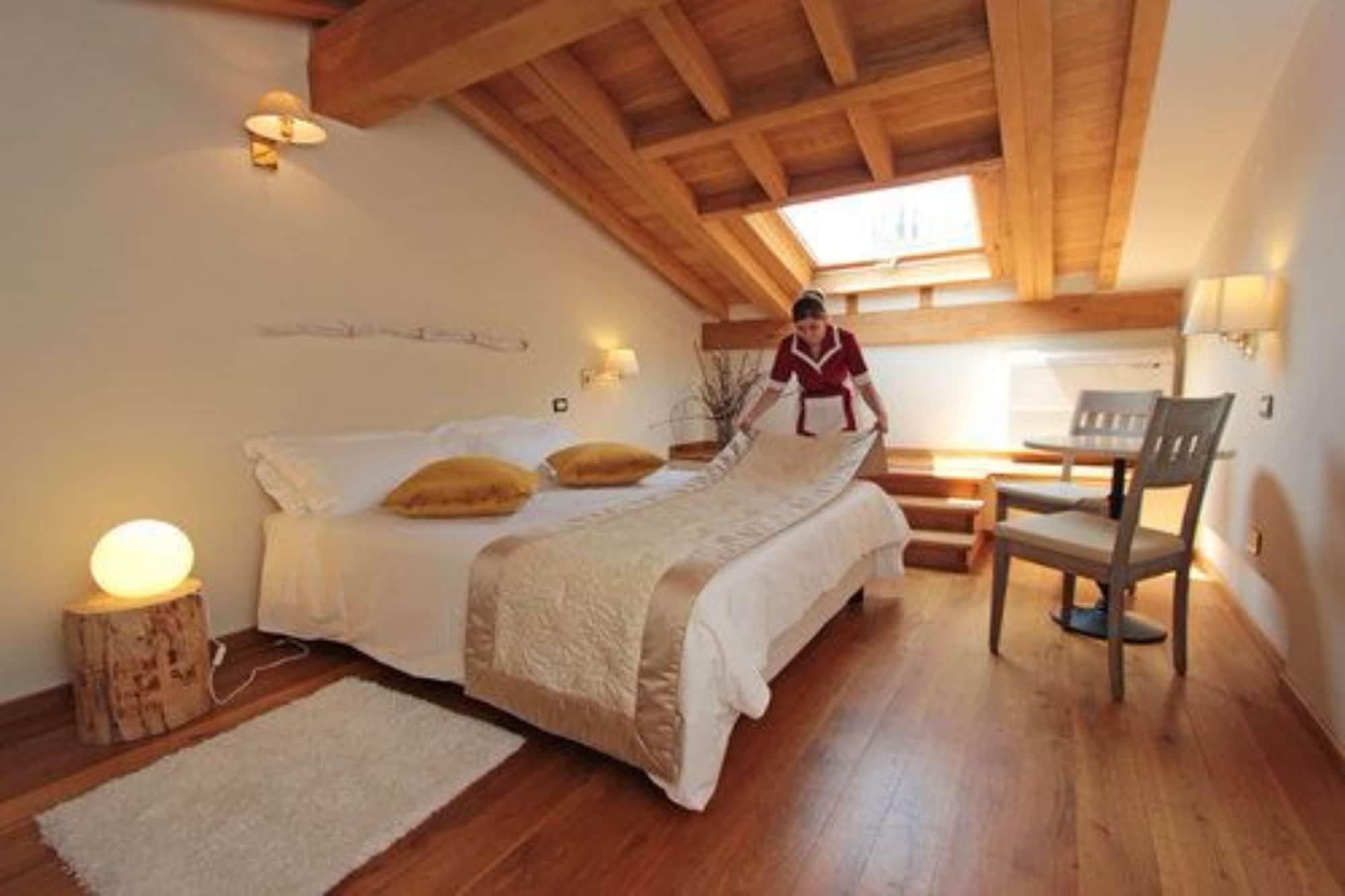 Hotel Villa Maria Au Lac - Estella Hotels Italia Тосколано Мадерно Екстериор снимка