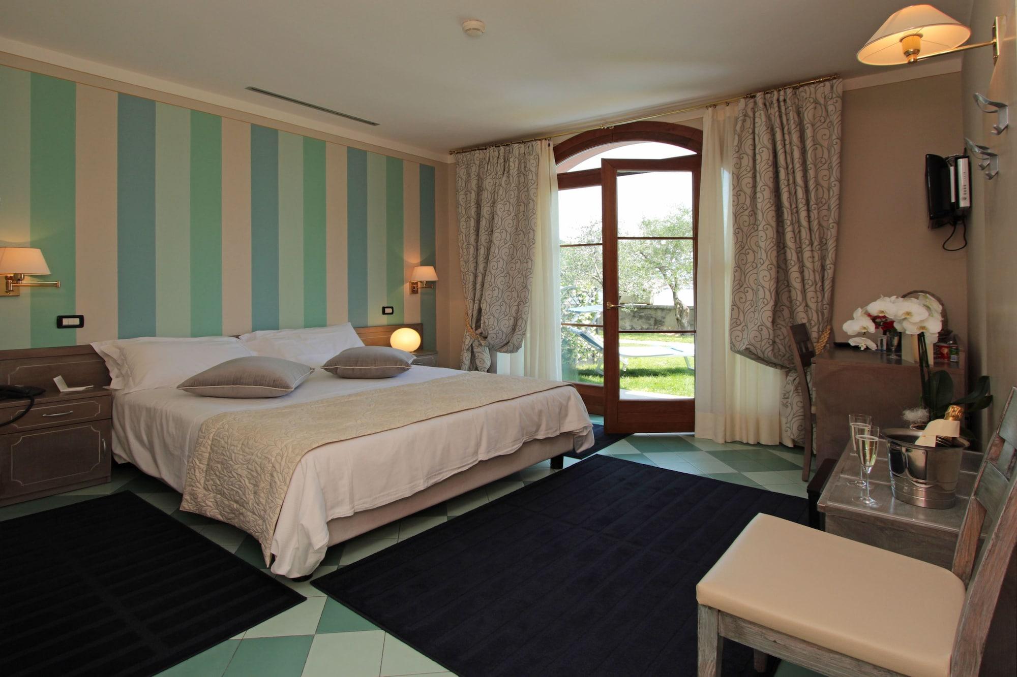 Hotel Villa Maria Au Lac - Estella Hotels Italia Тосколано Мадерно Екстериор снимка