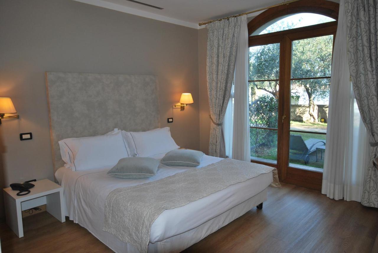 Hotel Villa Maria Au Lac - Estella Hotels Italia Тосколано Мадерно Екстериор снимка