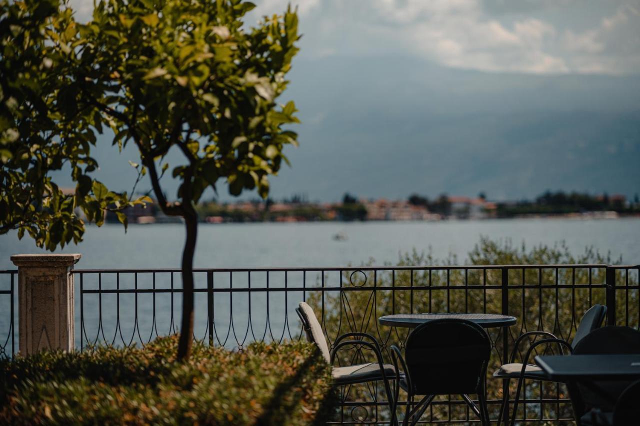 Hotel Villa Maria Au Lac - Estella Hotels Italia Тосколано Мадерно Екстериор снимка