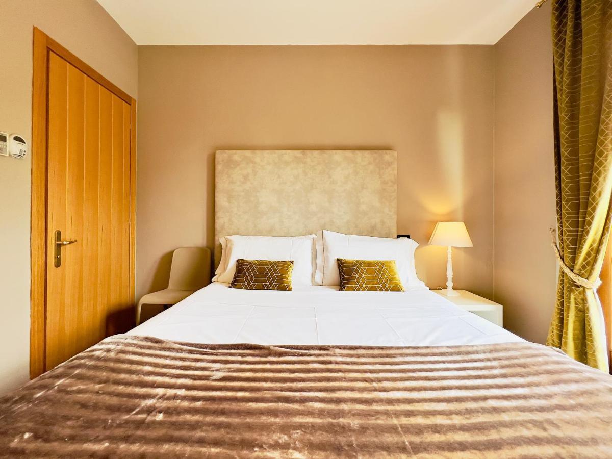 Hotel Villa Maria Au Lac - Estella Hotels Italia Тосколано Мадерно Екстериор снимка