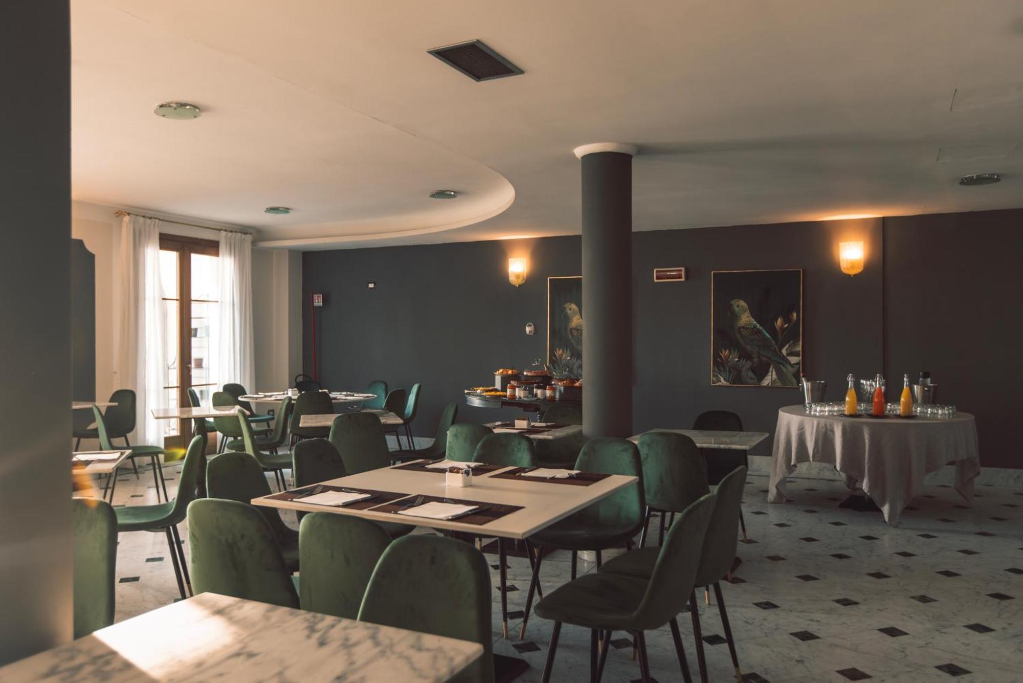 Hotel Villa Maria Au Lac - Estella Hotels Italia Тосколано Мадерно Екстериор снимка