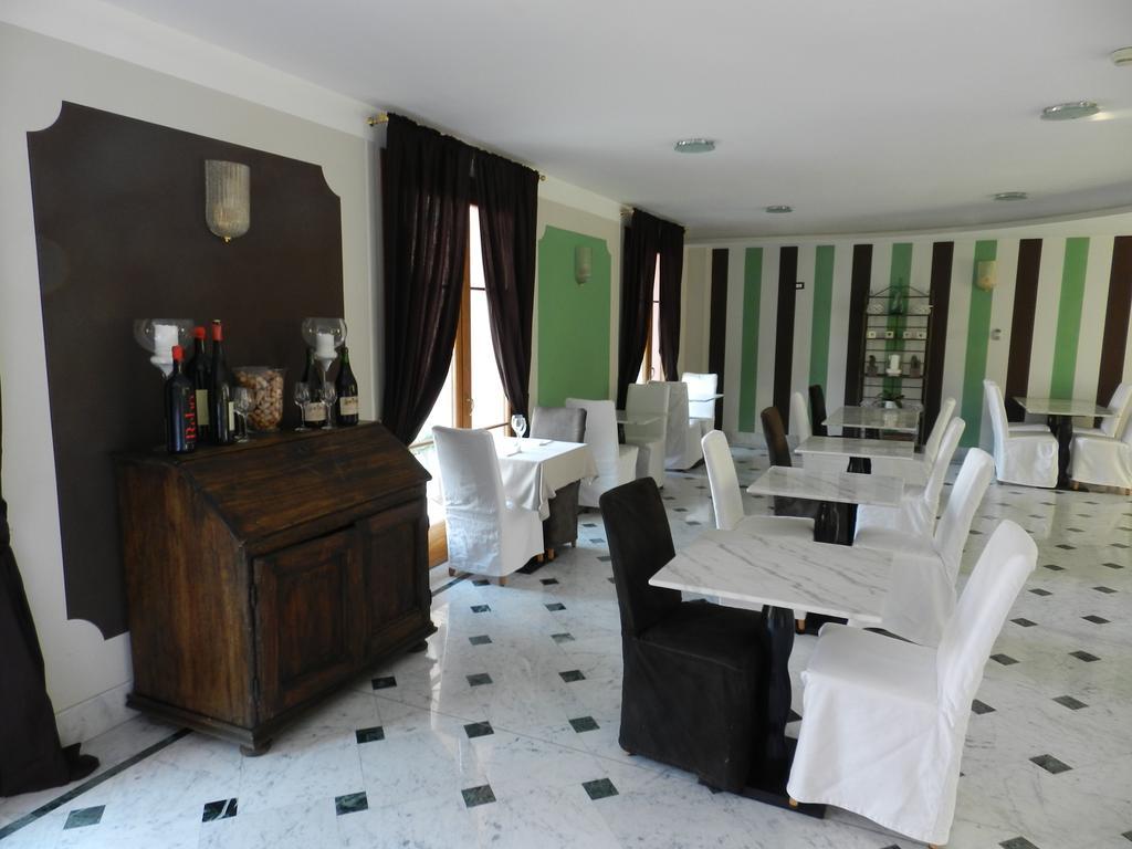 Hotel Villa Maria Au Lac - Estella Hotels Italia Тосколано Мадерно Екстериор снимка